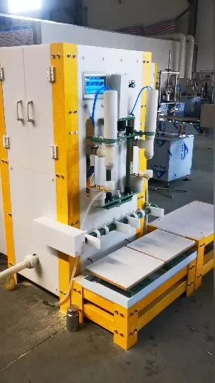 Máquina de llenado dosificadora semiautomática anticorrosiva de peso líquido químico alcalino ácido de 20 litros